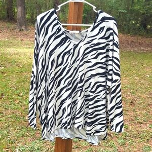 🌟NWT Before You Super Soft Zebra Print Oversized Top